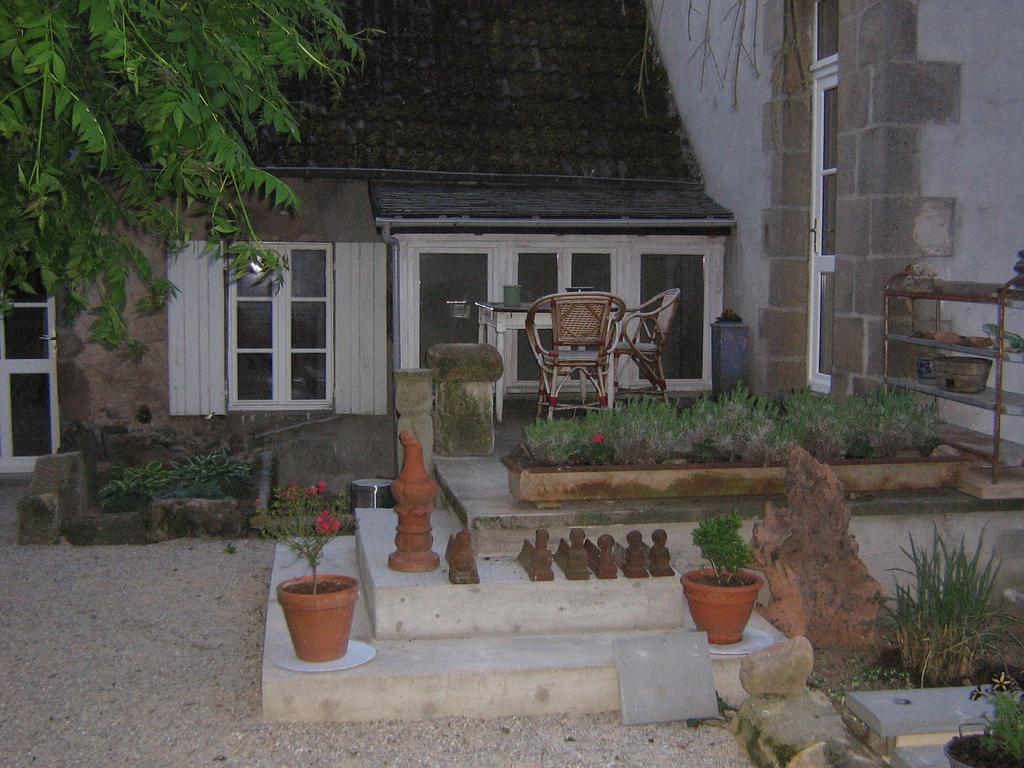 Avec Plaisir Saint-Plaisir Exterior foto